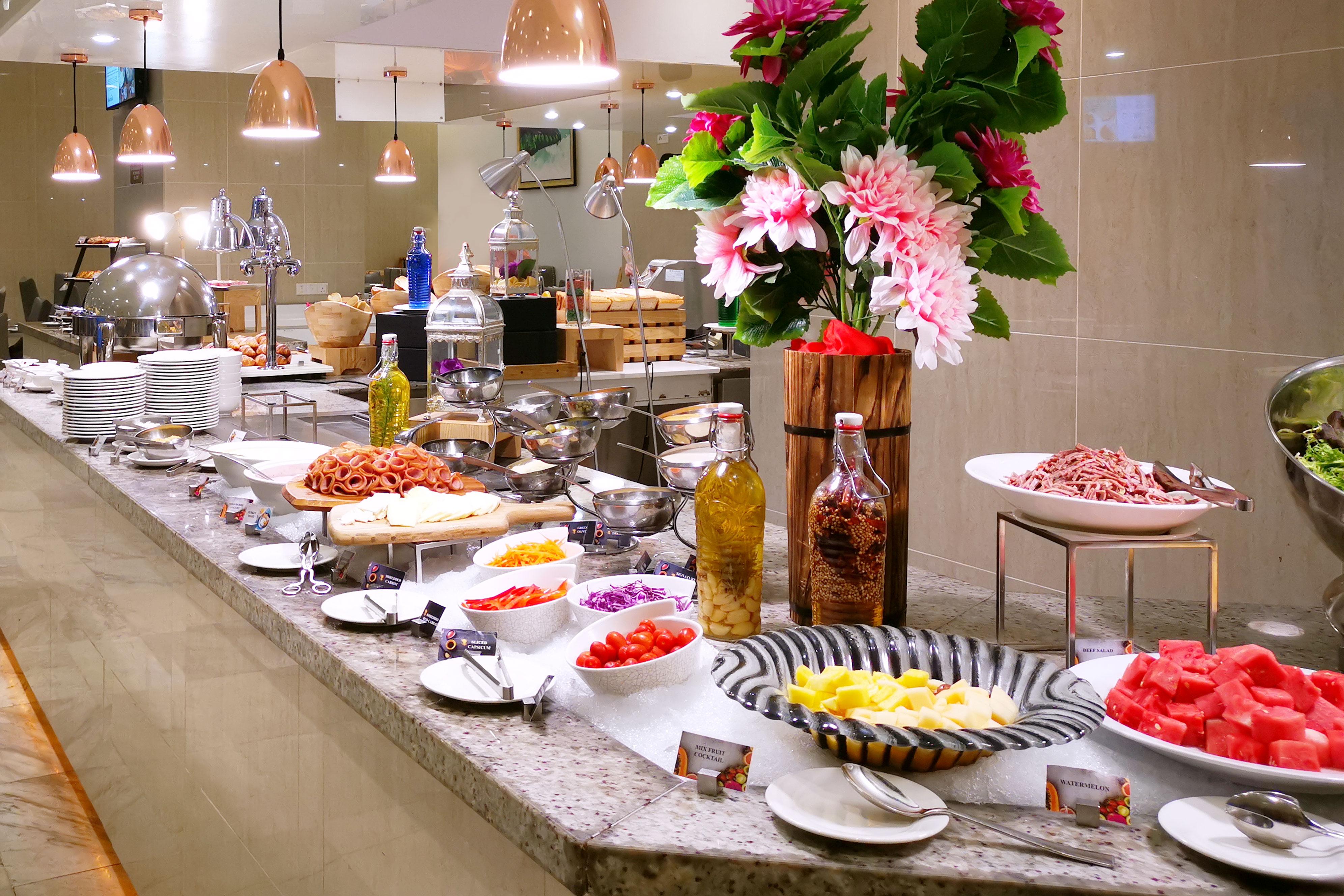 Grand Ion Delemen Hotel Genting Highlands Exterior foto A salad bar